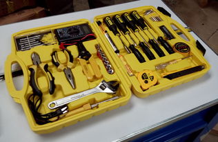 廠家直銷39件套盒裝電訊組合電工工具箱 專業工具禮品，提升電工工作效率