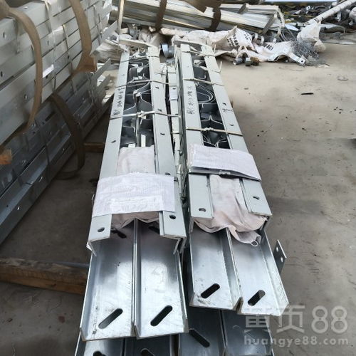 電力建設(shè)基石 專業(yè)解讀成套變壓器臺區(qū)電力金具鐵附件